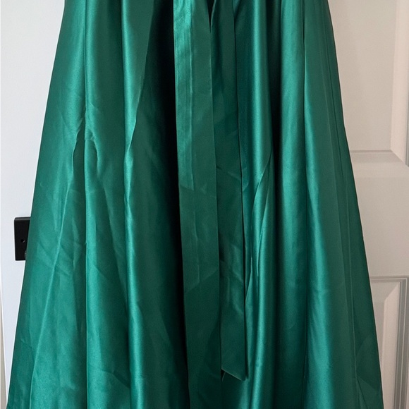 Beautiful Mother of the Bride Dress Brand New   Size 12 - Picture 5 of 5